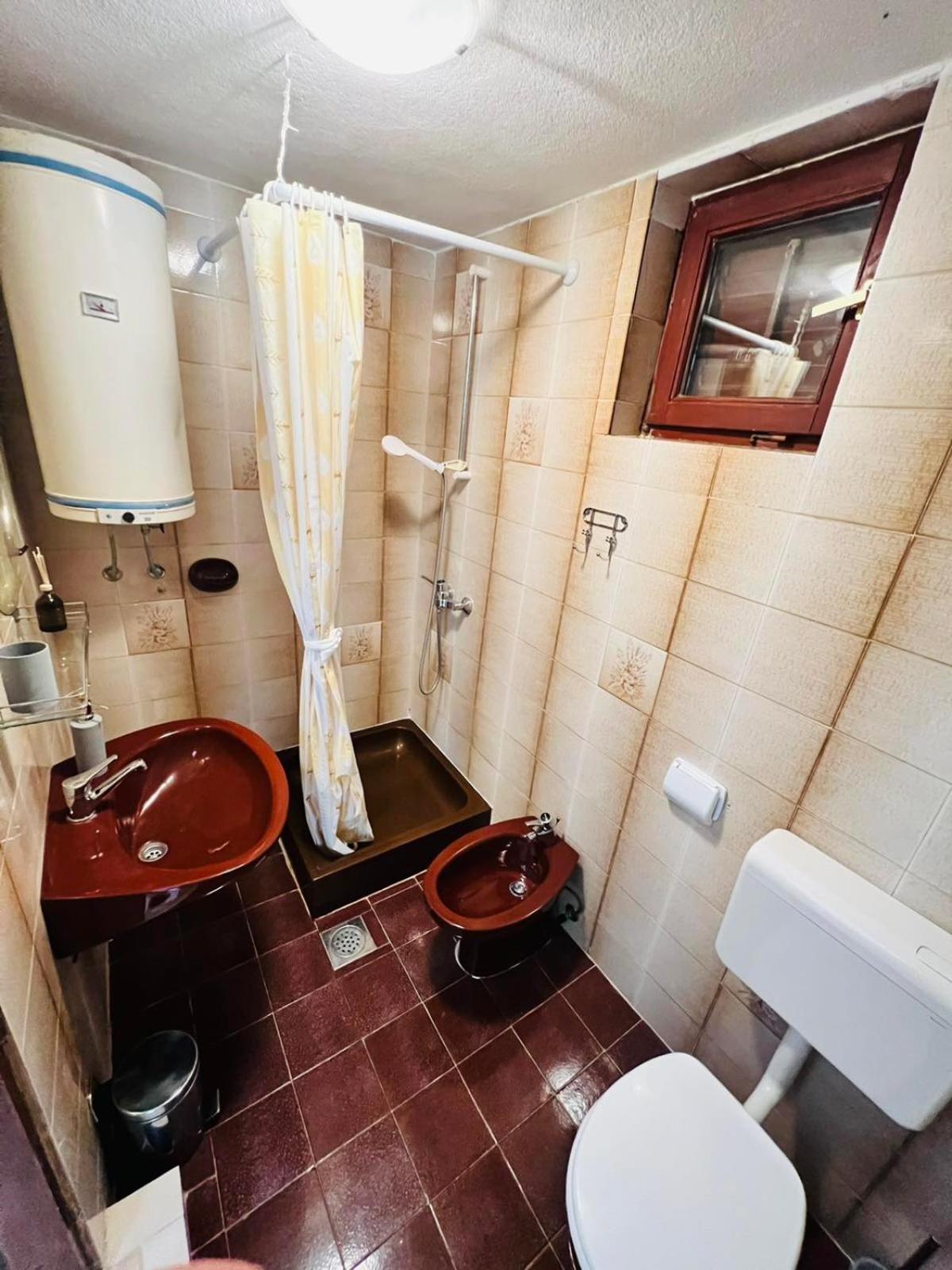 Sea Breeze Apartments With Private Beach And Boat Anchorage Stara Novalja Zimmer foto